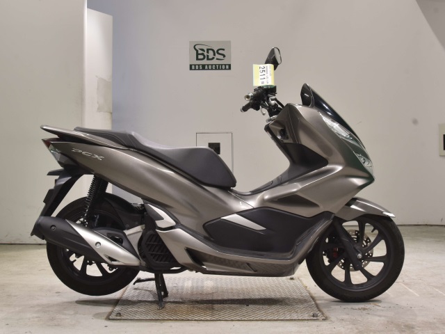 Honda PCX125-3 2018