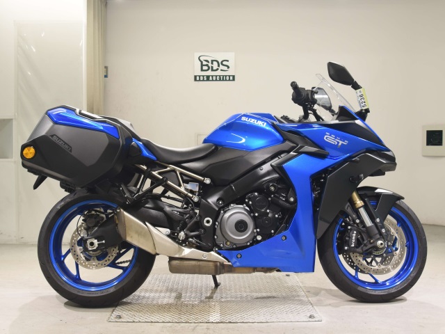 Suzuki GSX-S1000GT 2022