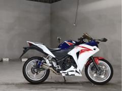 Honda CBR250R 2011