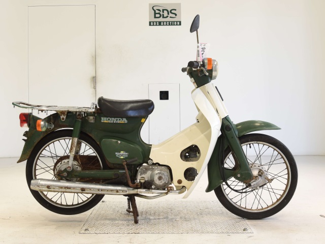 Honda C50 1999