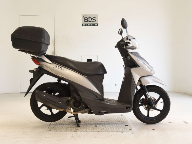Suzuki ADDRESS V110