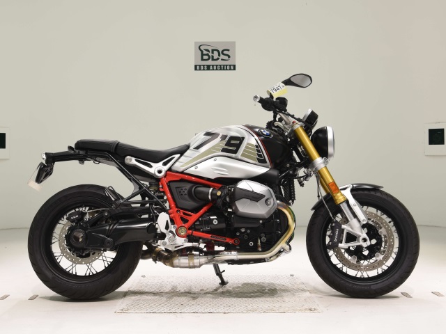BMW R NINE T 2023