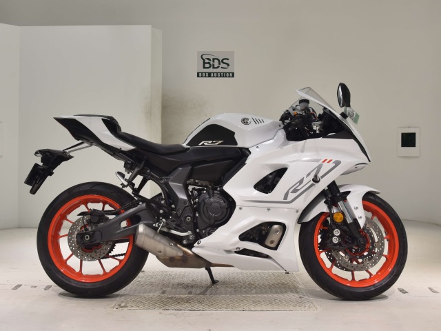 Yamaha YZF-R7 2023