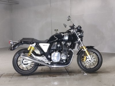 Honda CB1100RS 2017