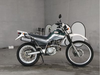 Yamaha SEROW XT225 2002