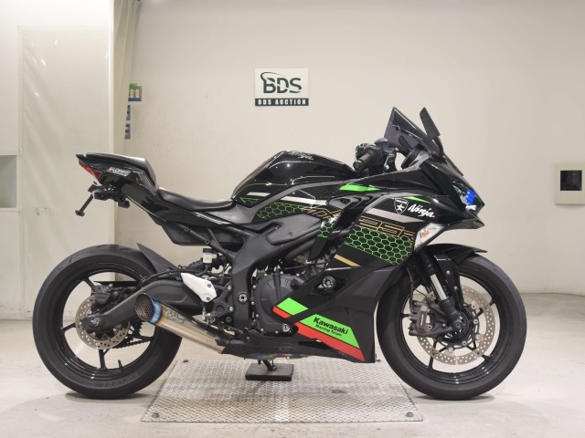 Kawasaki NINJA ZX-25R 2022