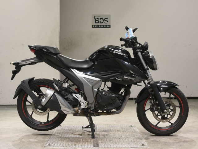 Suzuki GIXXER150
