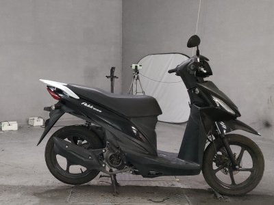 Suzuki ADDRESS V110