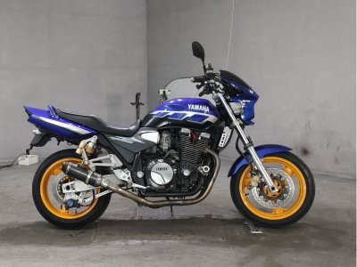 Yamaha XJR1300 2000