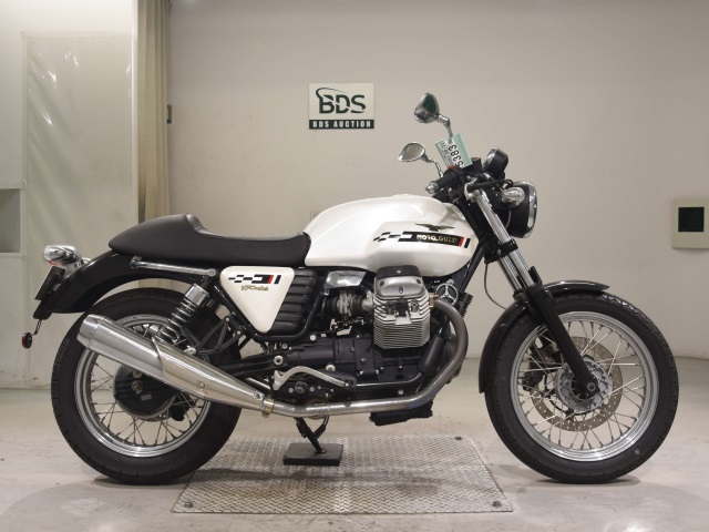 Moto Guzzi V7 CAFE CLASSIC 2010