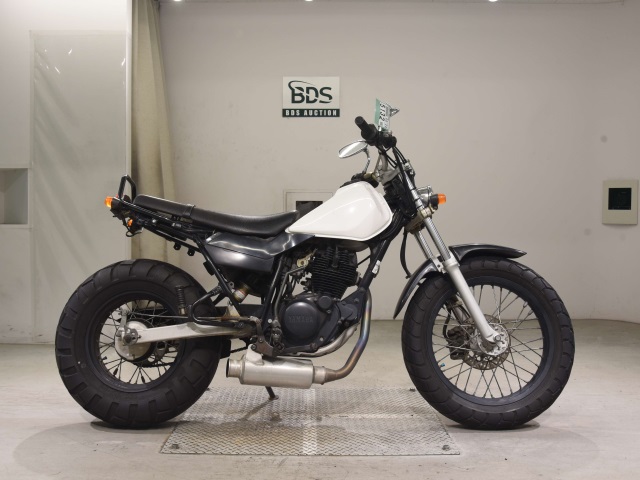 Yamaha TW200E 2000