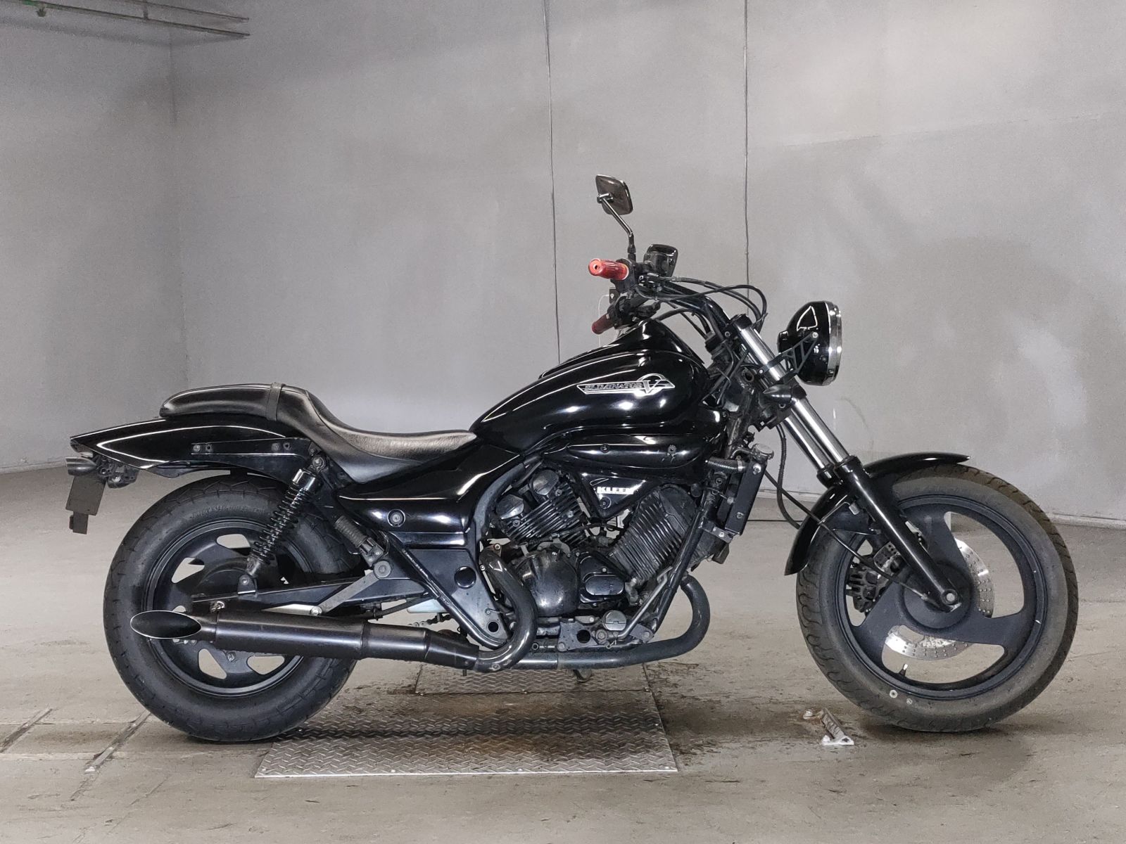 Kawasaki ELIMINATOR 250V 2001