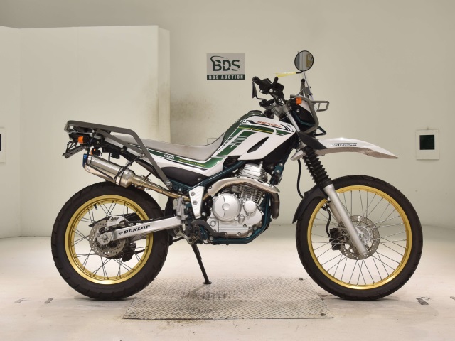 Yamaha SEROW XT225 2020