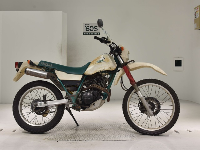 Yamaha SEROW XT225 1987