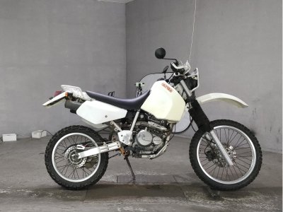 Suzuki DJEBEL250