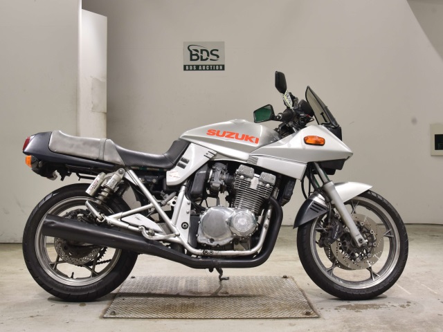 Suzuki GSX400S KATANA 1993