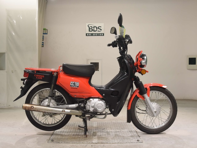 Honda CC110 CROSSCUB 2016