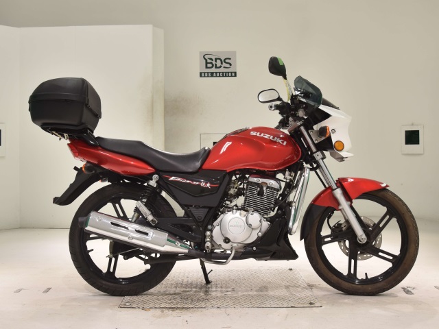 Suzuki GN125-3F 2015