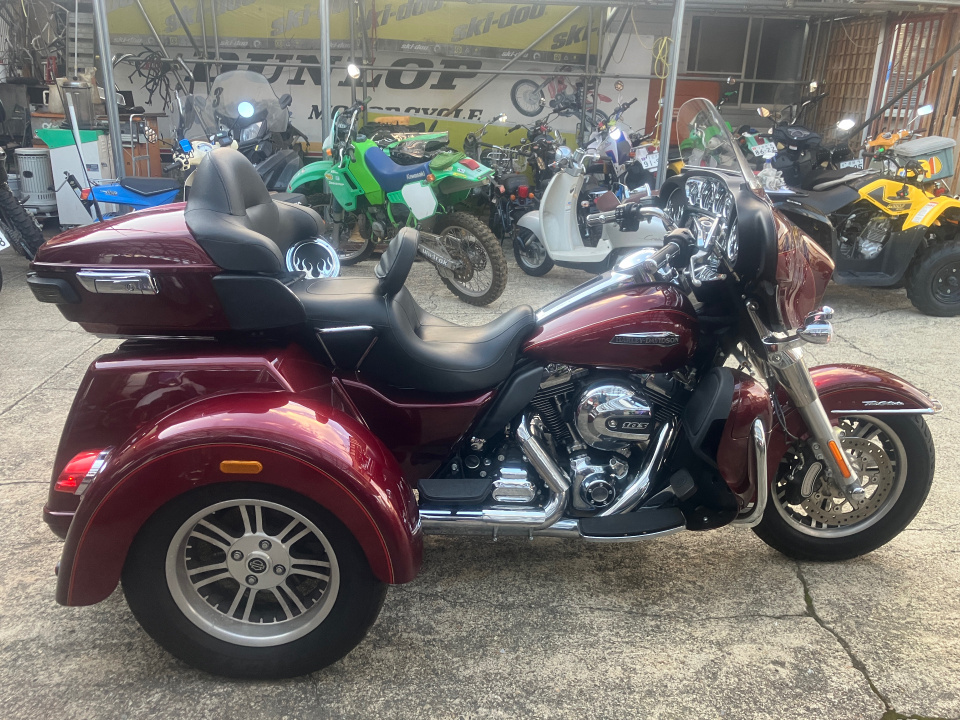 HD ELECTRA GLIDE FLHTCU1690 TRIKE 2016