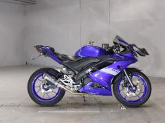 Yamaha YZF-R15 2021