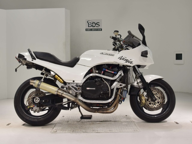Kawasaki GPZ900R 1994