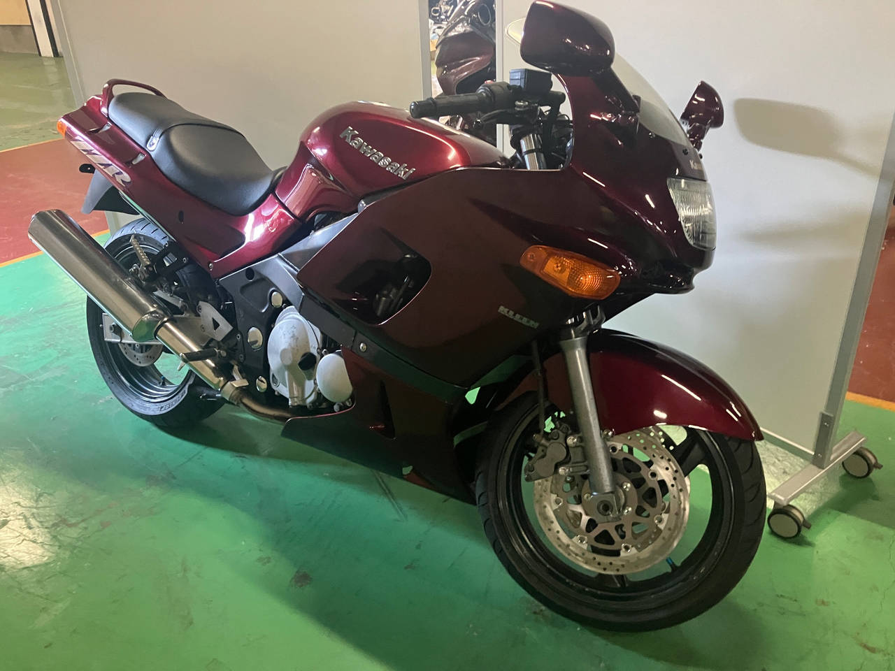 Kawasaki ZZ-R400 2001