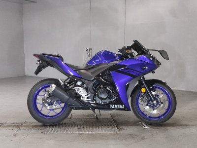 Yamaha YZF-R25 2018