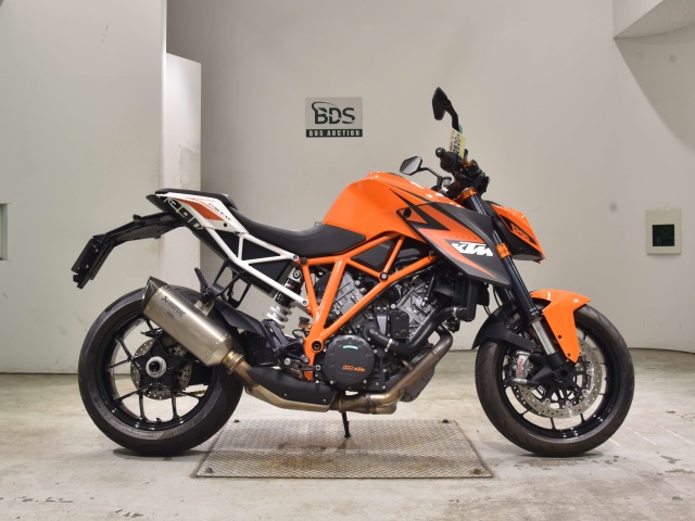 KTM 1290 SUPERDUKE R 2016