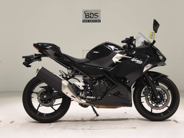 Kawasaki NINJA400 2024