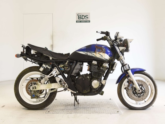 Yamaha XJR400 2004