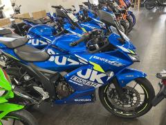 Suzuki GIXXER250SF