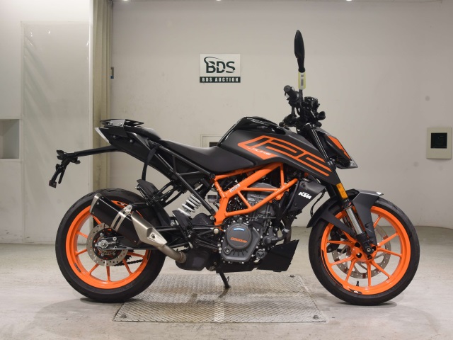 KTM 125 DUKE 2021