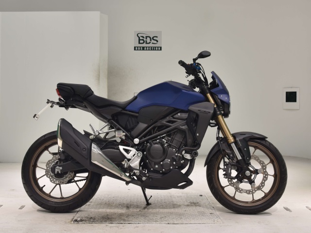 Honda CB250R 2019