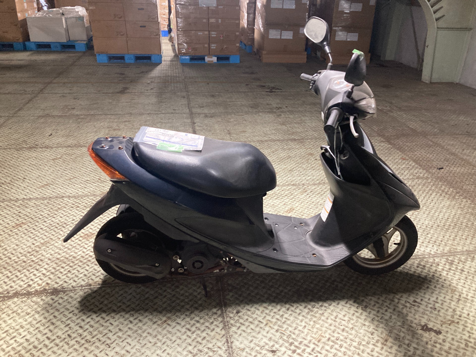 Suzuki ADDRESS V50