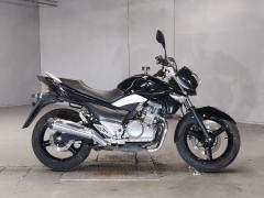 Suzuki GSR250