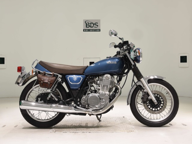 Yamaha SR400 2019