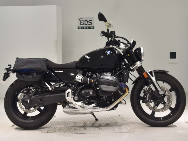 BMW R12 2024
