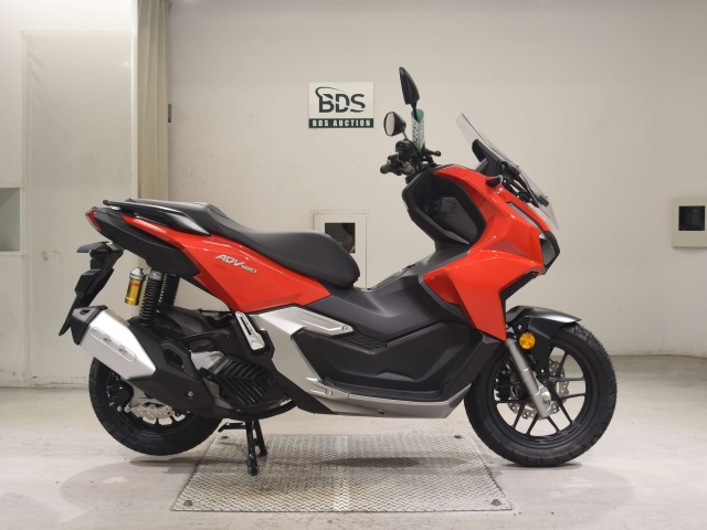 Honda ADV 160 2025
