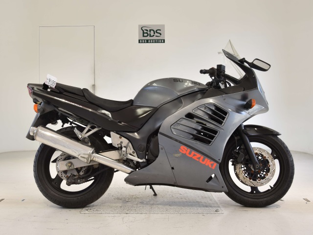 Suzuki RF400R