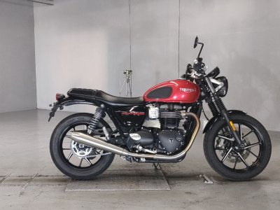 Triumph STREET TWIN 900 2020