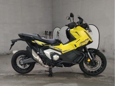 Honda X-ADV750 2025