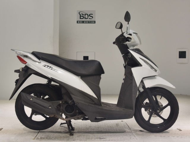Suzuki ADDRESS V110