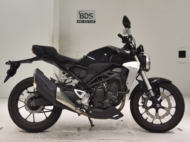 Honda CB250R 2018