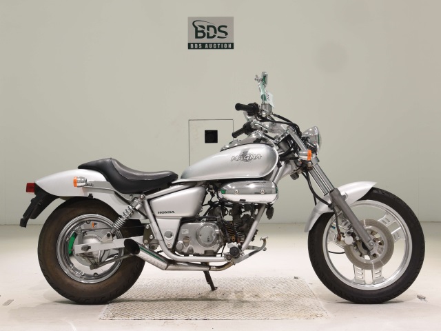 Honda MAGNA50 2001