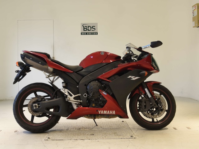 Yamaha YZF-R1 2016