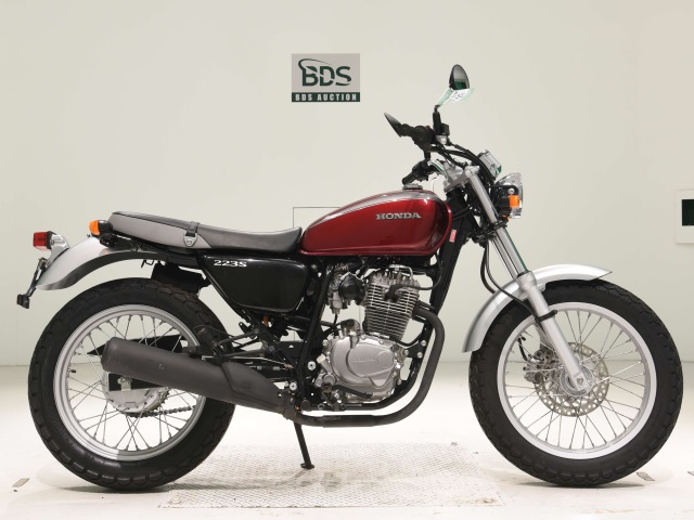 Honda CB223S 2010