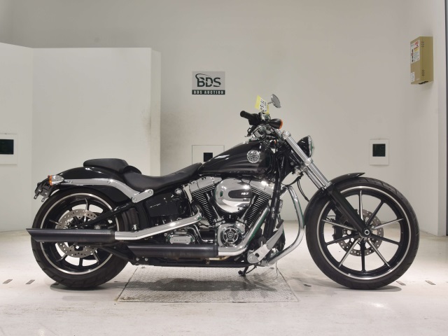 HD BREAKOUT FXSB1690 2016