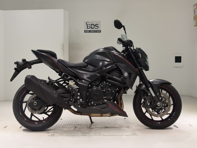Suzuki GSX-S750 2017