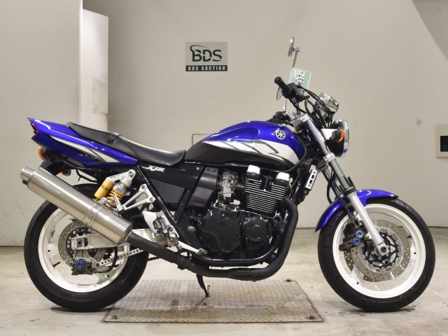 Yamaha XJR400 2004