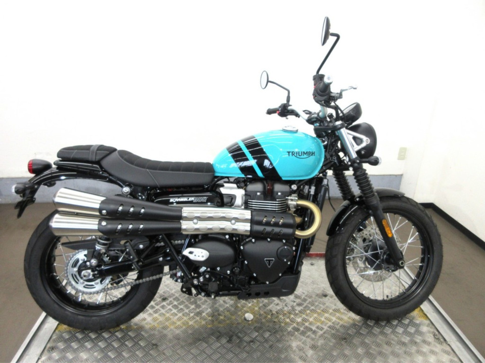 Triumph STREET SCRAMBLER 2025